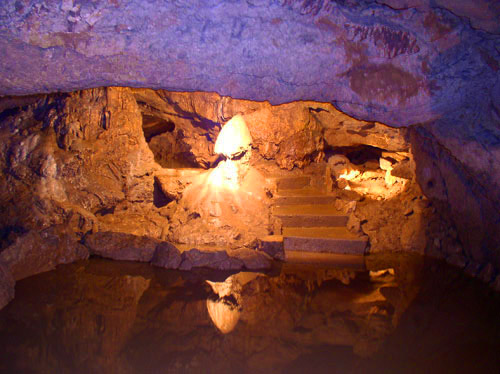 Красные пещеры или Кызыл-Коба