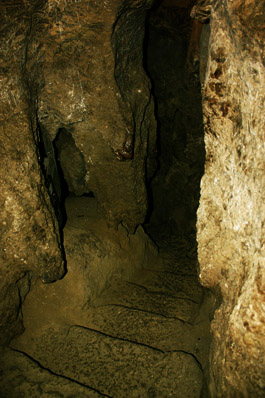 Пещера хрустальная
