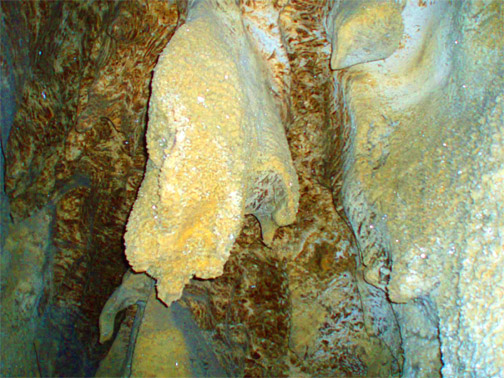 Пещера хрустальная