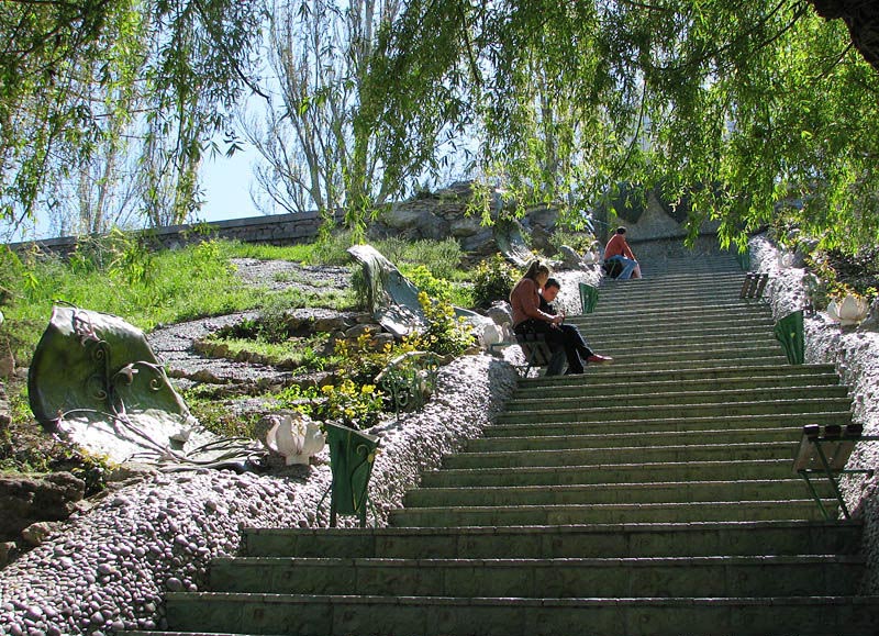 Флотський бульвар. Сходи, які асоціюють бульвар з Приморським в Одесі