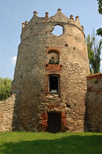 Летичівський замок, Вежа