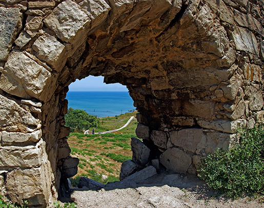 Прохід в Арабатській фортеці