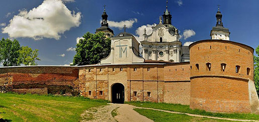 Кармелитский монастырь-крепость