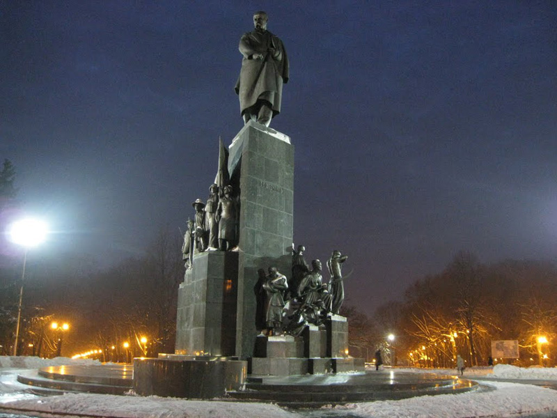 Пам’ятник Шевченку. Харків