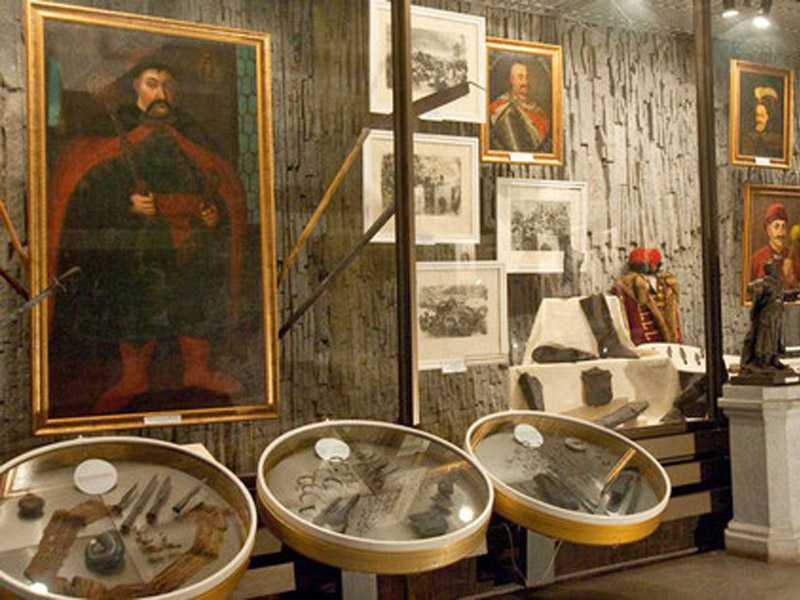 Частина експозиції Музею історії запорозького козацтва