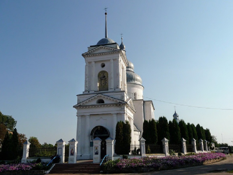 Покровська церква на ринковій площі