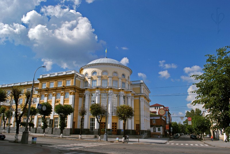Будівля Вінницької обласної ради